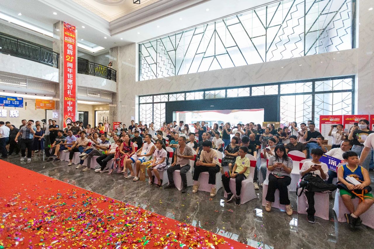 砥礪奮進(jìn) | 強(qiáng)輝精工瓷磚2023年大事記盤點(diǎn)(圖24) 砥礪奮進(jìn) | 強(qiáng)輝精工瓷磚2023年大事記盤點(diǎn)(圖24)