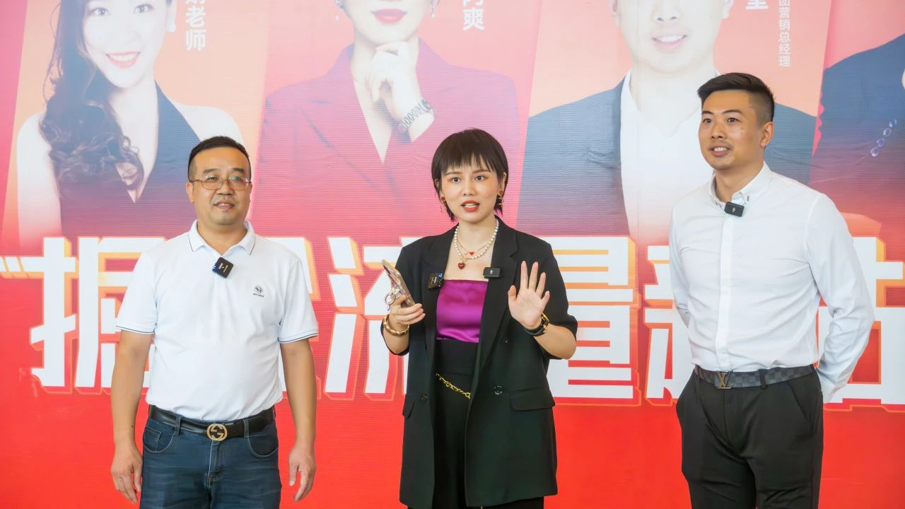 砥礪奮進(jìn) | 強(qiáng)輝精工瓷磚2023年大事記盤點(diǎn)(圖67) 砥礪奮進(jìn) | 強(qiáng)輝精工瓷磚2023年大事記盤點(diǎn)(圖67)