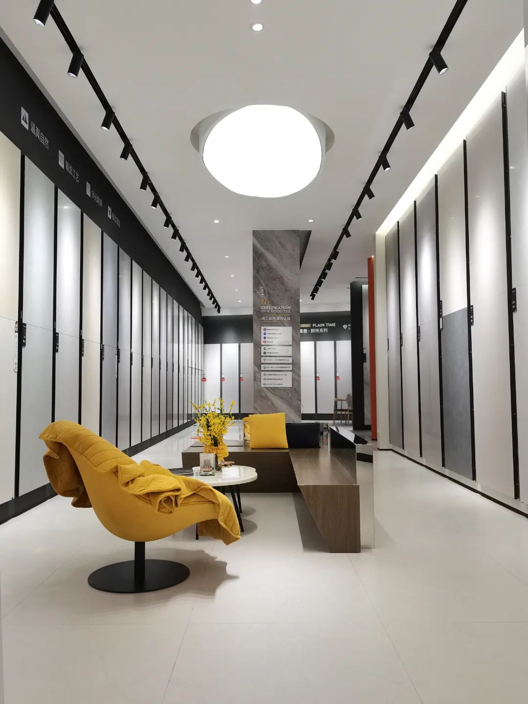 終端風采 | 強輝淮南旗艦店,中性格調,以藝術裝點設計(圖11) 終端風采 | 強輝淮南旗艦店,中性格調,以藝術裝點設計(圖11)