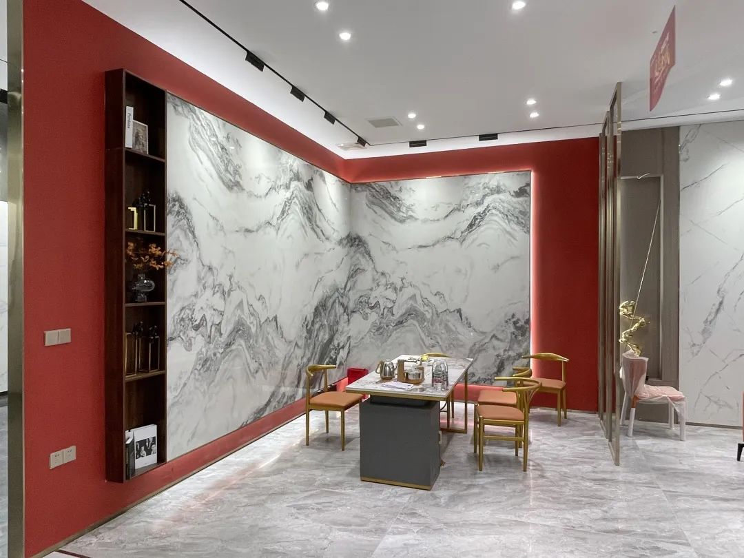 終端風(fēng)采 | 強(qiáng)輝武穴旗艦店,發(fā)現(xiàn)更多美的可能(圖11) 終端風(fēng)采 | 強(qiáng)輝武穴旗艦店,發(fā)現(xiàn)更多美的可能(圖11)