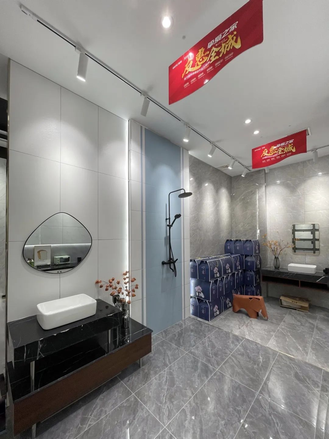 終端風(fēng)采 | 強(qiáng)輝武穴旗艦店,發(fā)現(xiàn)更多美的可能(圖13) 終端風(fēng)采 | 強(qiáng)輝武穴旗艦店,發(fā)現(xiàn)更多美的可能(圖13)