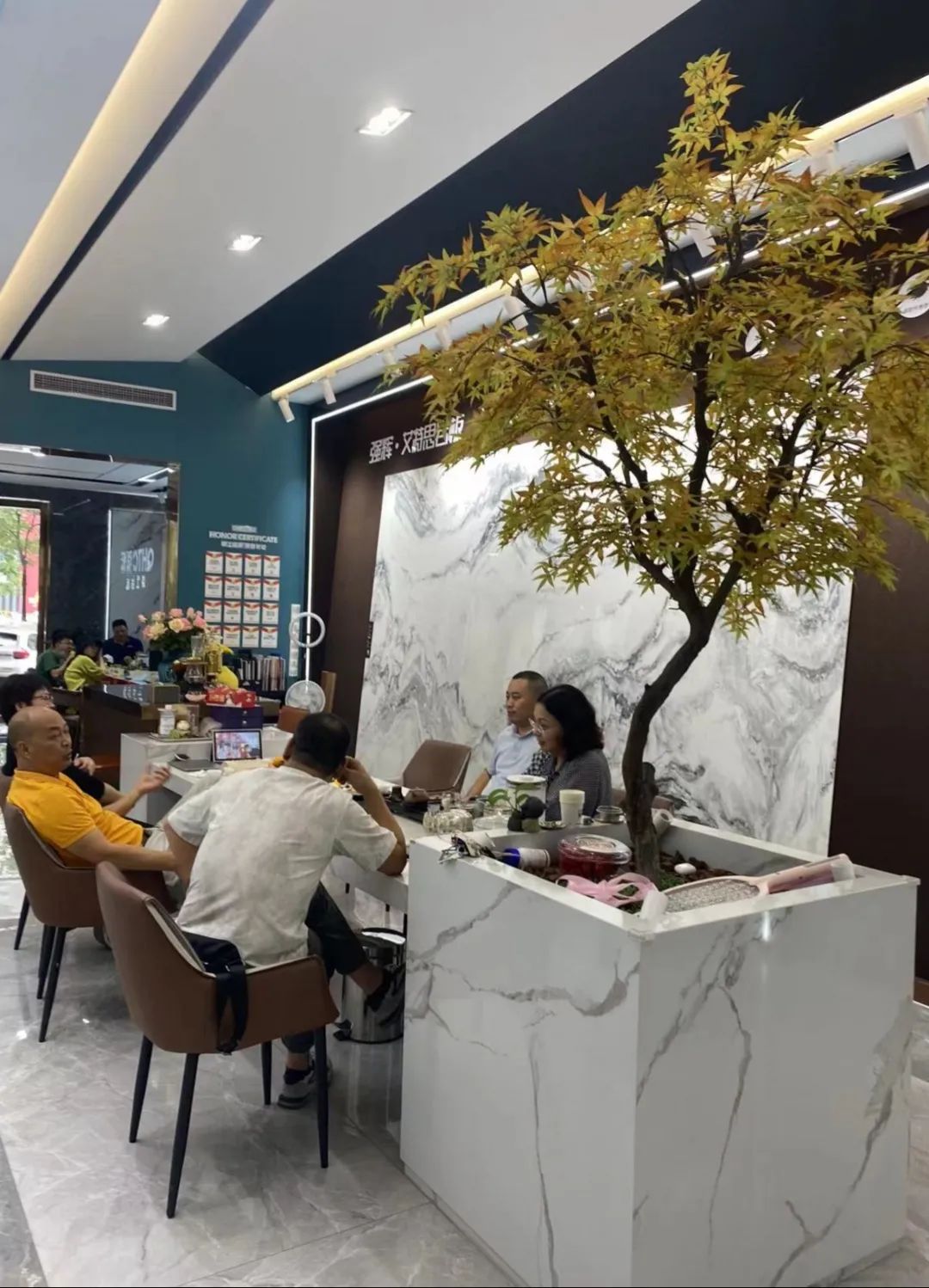 聽說,昨天下午強輝直播間嗨爆了?(圖22) 聽說,昨天下午強輝直播間嗨爆了?(圖22)