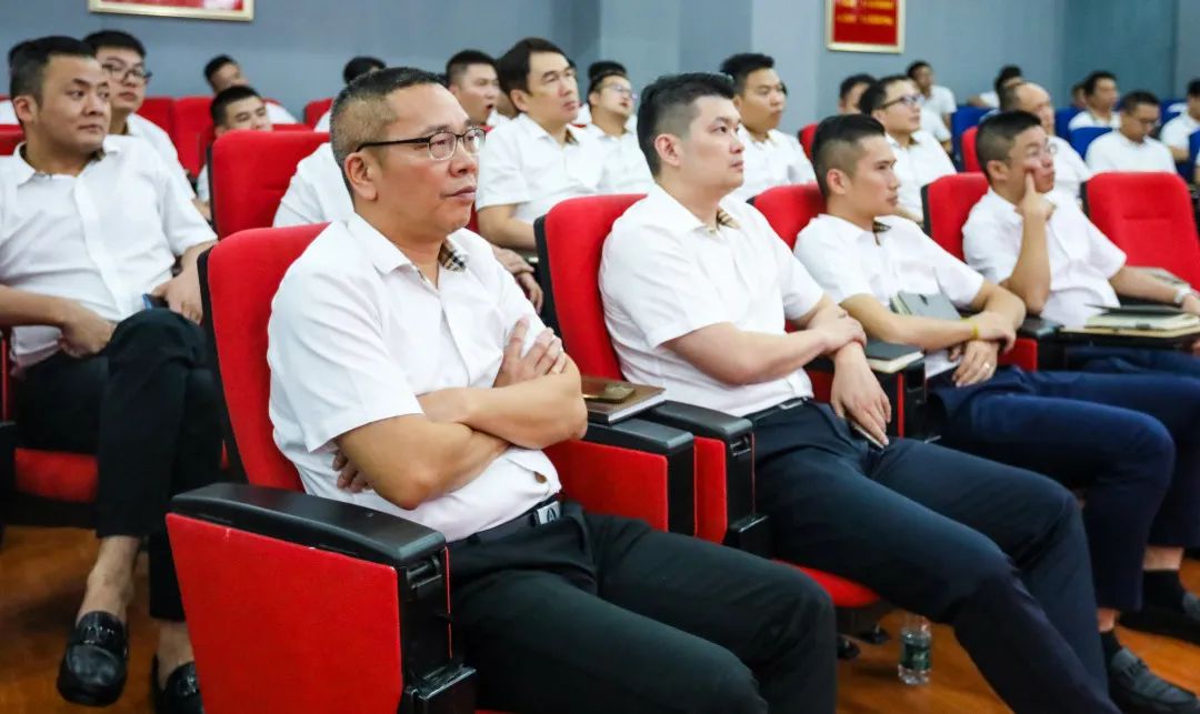 這一次，我們玩大的 | 強輝金九銀十無界增長營銷大會復盤會議順利舉辦(圖9)