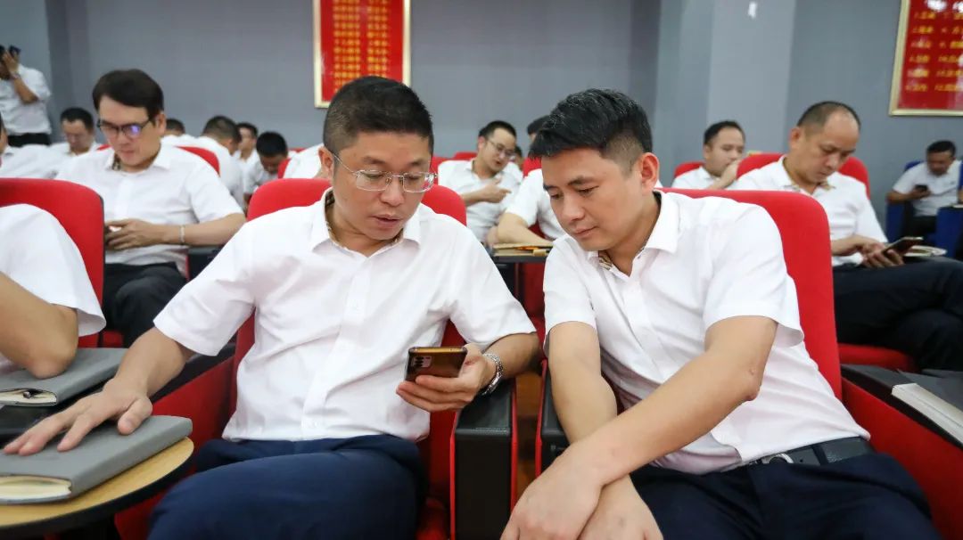 這一次，我們玩大的 | 強輝金九銀十無界增長營銷大會復盤會議順利舉辦(圖13)