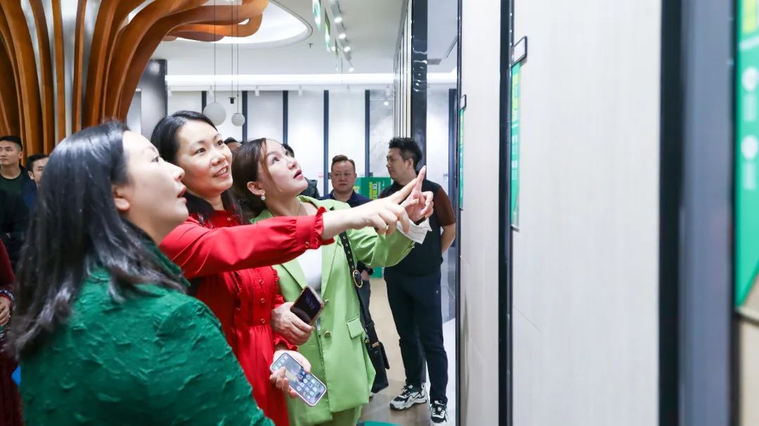 DSC04710.jpg 摯友同行追遠夢 | 強輝×廣東保時捷車友會活動圓滿舉行(圖11)