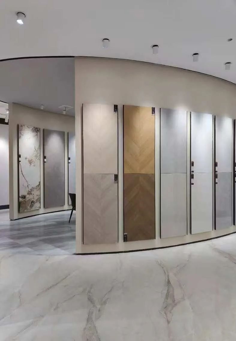 終端風采 | 強輝聊城旗艦店,沉浸式體驗現代高端設計美學(圖12) 終端風采 | 強輝聊城旗艦店,沉浸式體驗現代高端設計美學(圖12)