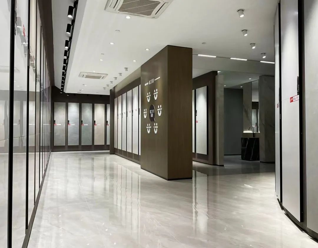 終端風采 | 強輝東營旗艦店,探尋質感空間的詩意生活(圖11) 終端風采 | 強輝東營旗艦店,探尋質感空間的詩意生活(圖11)